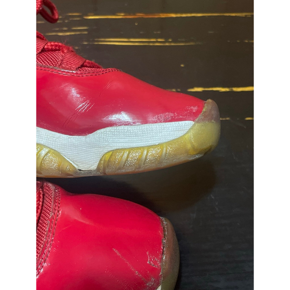 Men's size 10 Jordan 11 “win like 96” sneakers - Picture 7 of 9